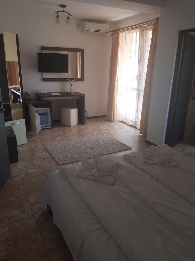 Rosiem House 호텔 테기르기올 외부 사진