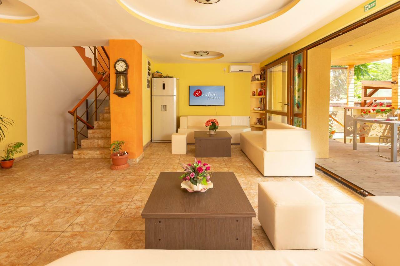 Rosiem House 호텔 테기르기올 외부 사진